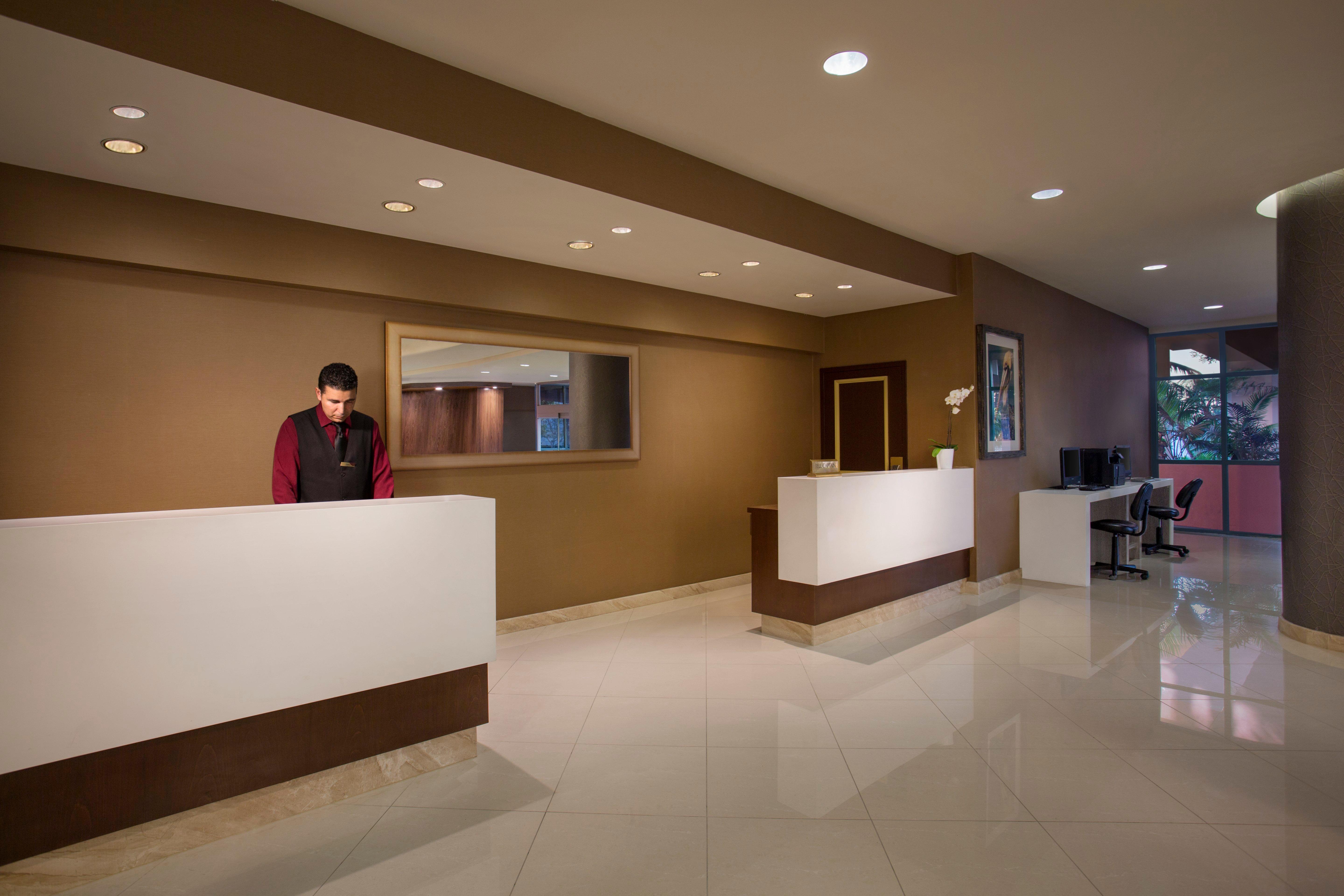 Crowne Plaza Hotel Los Angeles Harbor By Ihg Eksteriør bilde